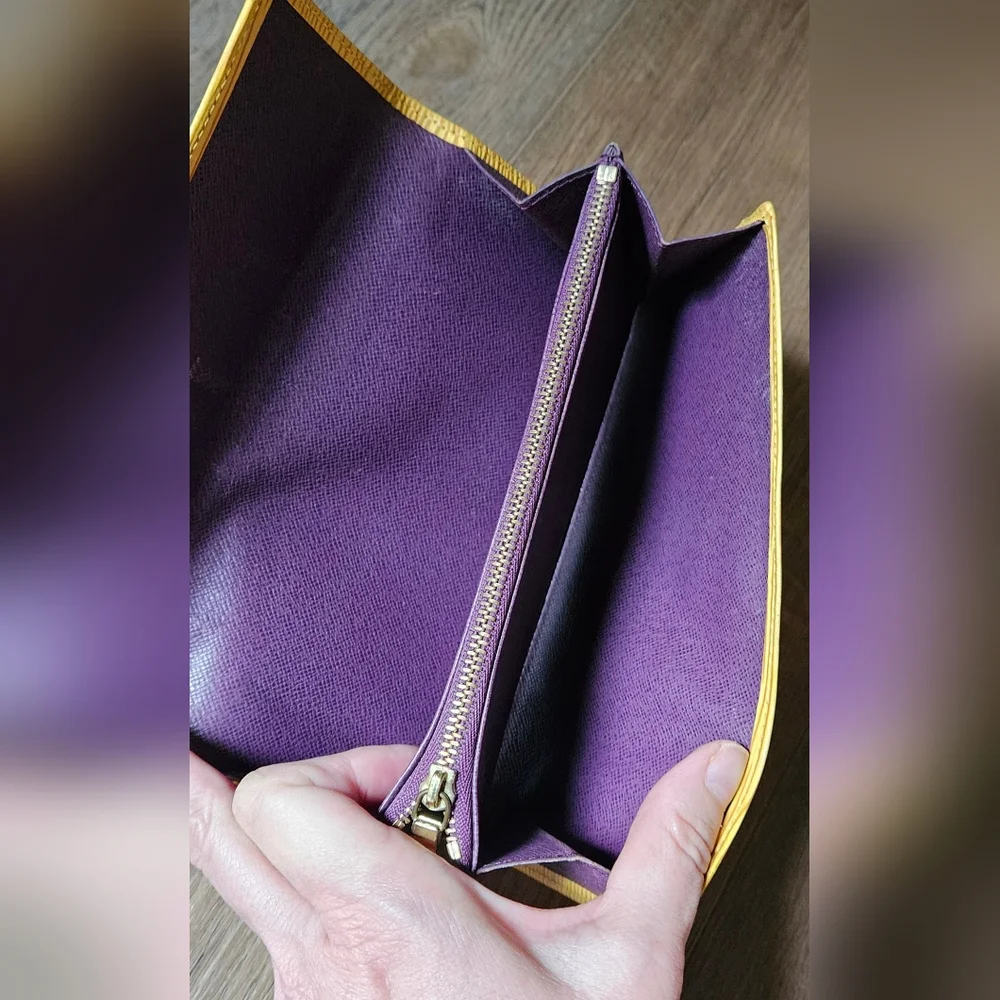Louis Vuitton Yellow Epi Wallet in EUC - Picture 5 of 10